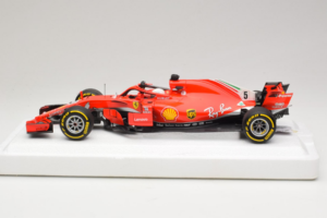 Ferrari SF71-H #5 S. Vettel Australian GP Winner 2018 BBR 1:18 BBR181805 Metall — bild 3 av 7