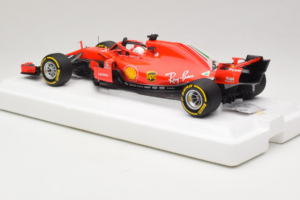 Ferrari SF71-H #5 S. Vettel Australian GP Winner 2018 BBR 1:18 BBR181805 Metall — bild 5 av 7