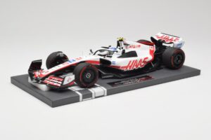 Haas VF-22 #47 M. Schumacher Brazilian GP 2022 Minichamps 1:18 117222147 Resin — bild 2 av 7