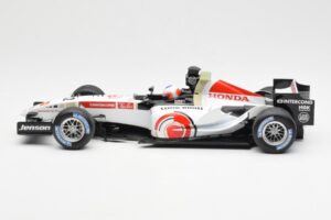 Honda RA106 Honda Racing Team J. Button F1 Showcar 2006 Minichamps 1:18 BUTTON001 Metall — bild 3 av 6