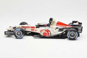 Honda Racing Team RA106 #12 J. Button F1 2006 Minichamps 1:18 100060012 Metall — bild 3 av 6