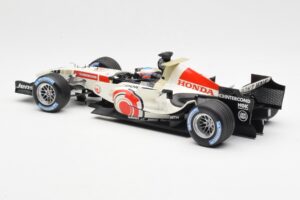Honda Racing Team RA106 #12 J. Button F1 2006 Minichamps 1:18 100060012 Metall — bild 5 av 6