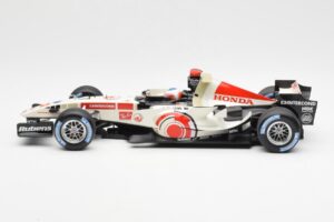 Honda Racing Team RA106 #11 R. Barrichello F1 2006 Minichamps 1:18 100060011 Metall — bild 3 av 6