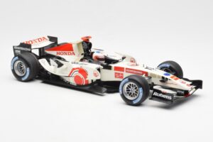 Honda Racing Team RA106 #11 R. Barrichello F1 2006 Minichamps 1:18 100060011 Metall — bild 4 av 6