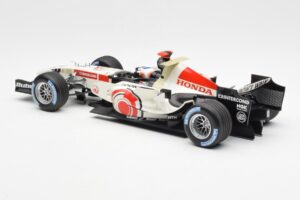 Honda Racing Team RA106 #11 R. Barrichello F1 2006 Minichamps 1:18 100060011 Metall — bild 5 av 6
