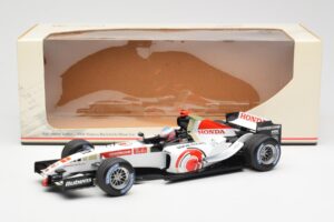 Honda RA106 Honda Racing Team R. Barrichello F1 Showcar 2006 Minichamps 1:18 08MF1-06B-CRB18 Metall — bild 6 av 6