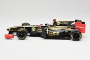 Lotus Renault GP R31 #10 B. Senna F1 2011 Minichamps 1:18 150110079-C1 Metall — bild 3 av 7