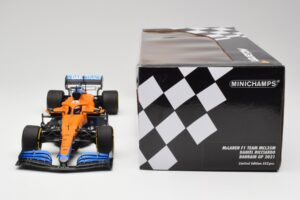 McLaren MCL35M #3 D. Ricciardo Bahrain GP 2021 Minichamps 1:18 530211803 Metall — bild 6 av 7