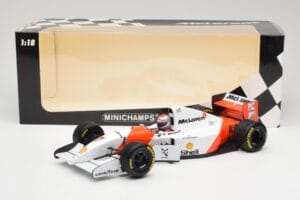 McLaren Ford MP4/8 #7 M. Andretti European GP 1993 Minichamps 1:18 530931827 Resin — bild 6 av 7