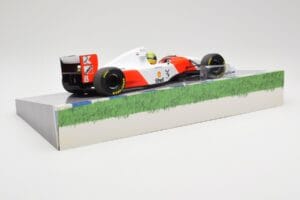 McLaren Ford MP4/8 #8 A. Senna Winner Australian GP 1993 Minichamps 1:18 543933838 Metall — bild 3 av 7