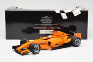 McLaren MP4-20 Mercedes G. Paffett Interim Test Car 2006 Minichamps 1:18 530061895 Metall — bild 6 av 6