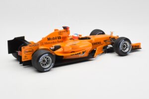 McLaren Mercedes MP4-20 G. Paffett F1 Test Car 2006 Minichamps 1:18 B66962342 Metall — bild 2 av 6