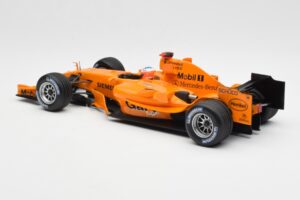 McLaren Mercedes MP4-20 G. Paffett F1 Test Car 2006 Minichamps 1:18 B66962342 Metall — bild 5 av 6