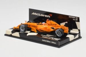 McLaren Mercedes MP4-20 G. Paffett Test Car 2006 Minichamps 1:43 530064395 Metall — bild 3 av 5