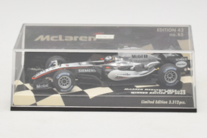 McLaren MP4-20 Mercedes #10 J.P. Montoya British GP Winner F1 2005 Minichamps 1:43 530054320 Metall — bild 4 av 5