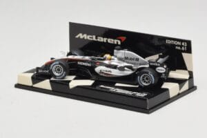 McLaren Mercedes MP4-20 #10 J-P. Montoya Race Car 2005 Minichamps 1:43 530054310 Metall — bild 3 av 5