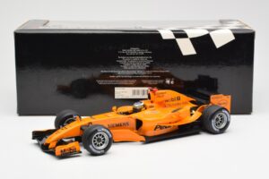 McLaren MP4-20 Mercedes P. de la Rosa Interim Test Car 2006 Minichamps 1:18 530061894 Metall — bild 6 av 6