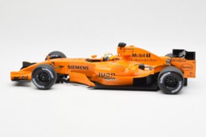 McLaren MP4-21 Mercedes #4 J.P. Montoya Interim Livery 2006 Minichamps 1:18 530061874 Metall — bild 3 av 6