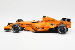 McLaren MP4-21 Mercedes #3 K. Raikkonen Interim Livery 2006 Minichamps 1:18 530061873 Metall — bild 3 av 6