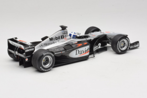 McLaren MP4-15 #2 D. Coulthard F1 2000 Minichamps 1:18 B66962118 Metall — bild 2 av 6