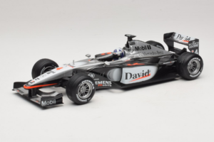 McLaren MP4-16 Mercedes #3 D. Coulthard F1 2001 Hot Wheels 1:18 50199 Metall