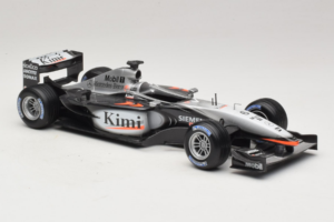 McLaren MP4-20 #9 K. Raikkonen F1 2005 Hot Wheels 1:18 H2286 Metall — bild 4 av 6