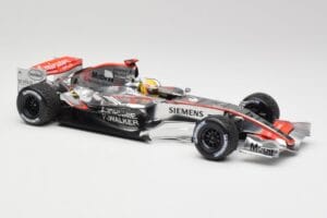 McLaren MP4-21 L. Hamilton Silverstone Test 2006 Minichamps 1:18 530061884 Metall — bild 4 av 6