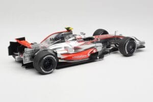 McLaren MP4-22 #2 L. Hamilton Canadian GP Winner 2007 Minichamps 1:18 530071822 Metall — bild 2 av 6
