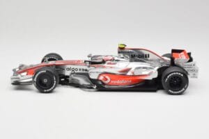 McLaren MP4-22 #2 L. Hamilton Canadian GP Winner 2007 Minichamps 1:18 530071822 Metall — bild 3 av 6