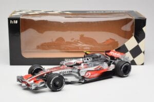 McLaren MP4-22 #2 L. Hamilton Canadian GP Winner 2007 Minichamps 1:18 530071822 Metall — bild 6 av 6
