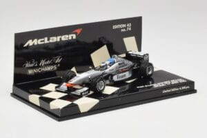 McLaren MP4/98T 2-Seater M. Hakkinen / E. Hakkinen F1 2000 Minichamps 1:43 530984378 Metall — bild 2 av 4