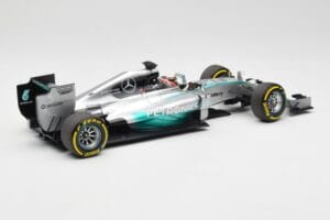 Mercedes AMG Petronas W05 #44 L. Hamilton F1 World Champion 2014 Minichamps 1:18 186140044 Metall — bild 2 av 7