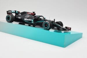 Mercedes AMG Petronas W11 #44 L. Hamilton Winner British GP 2020 Minichamps 1:18 113200444 Metall — bild 4 av 7