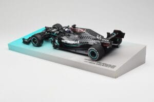 Mercedes AMG Petronas W11 #44 L. Hamilton Winner British GP 2020 Minichamps 1:18 113200444 Metall — bild 5 av 7