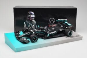 Mercedes AMG Petronas W11 #44 L. Hamilton Winner British GP 2020 Minichamps 1:18 113200444 Metall — bild 7 av 7