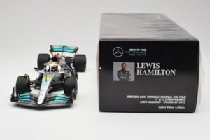 Mercedes AMG W13 E Performance Petronas #44 L. Hamilton Spanish GP 2022 Minichamps 1:18 110220044 Metall — bild 6 av 7