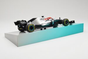 Mercedes AMG Petronas W10 EQ Power+ #44 L. Hamilton Monaco GP Winner 2019 Minichamps 1:18 113906644 Resin — bild 3 av 7