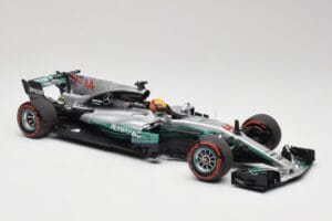Mercedes AMG W08 EQ Power+ Petronas #44 L. Hamilton F1 World Champion 2017 Minichamps 1:18 186170044 Resin — bild 4 av 7