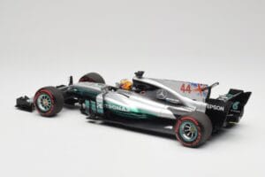 Mercedes AMG W08 EQ Power+ Petronas #44 L. Hamilton F1 World Champion 2017 Minichamps 1:18 186170044 Resin — bild 5 av 7