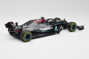 Mercedes AMG W11 Petronas #44 L. Hamilton Styrian GP Winner 2020 Minichamps 1:18 110200244 Resin — bild 2 av 7