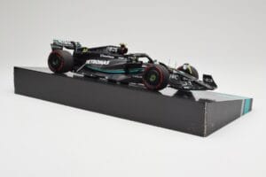 Mercedes AMG W14 E Performance Petronas #44 L. Hamilton Australian GP 2023 Minichamps 1:18 113230144 Resin — bild 5 av 7