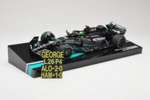 Mercedes AMG W14 E Performance Petronas #63 G. Russell Bahrain GP 2023 Minichamps 1:18 113230163 Resin — bild 2 av 7
