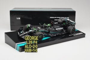 Mercedes AMG W14 E Performance Petronas #63 G. Russell Bahrain GP 2023 Minichamps 1:18 113230163 Resin — bild 7 av 7