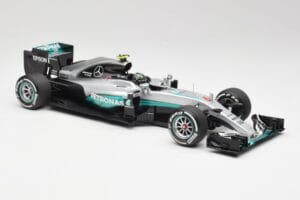 Mercedes AMG W07 #6 N. Rosberg Australia GP Winner 2016 Minichamps 1:18 110160006 Metall — bild 4 av 7