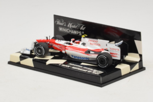 Toyota TF109 #10 T. Glock Panasonic Toyota Racing Australian GP 2009 Minichamps 1:43 400090010 Metall — bild 3 av 5