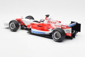 Toyota TF106 Panasonic Toyota Racing J. Trulli F1 Presentation 2006 Minichamps 1:18 AM59554H Metall — bild 5 av 6
