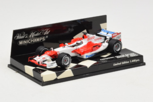 Toyota TF106 Panasonic #12 J. Trulli Panasonic Toyota Racing Showcar 2006 Minichamps 1:43 400060078 Metall — bild 2 av 5