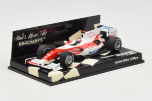 Toyota TF109 #9 J. Trulli Panasonic Toyota Racing Showcar F1 2009 Minichamps 1:43 400090079 Metall — bild 2 av 5