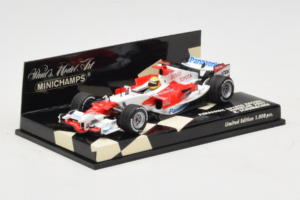 Toyota TF107 Panasonic #11 R. Schumacher Panasonic Toyota Racing Showcar 2007 Minichamps 1:43 400070081 Metall — bild 2 av 5