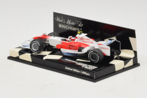 Toyota T. Glock Panasonic Toyota Racing Showcar F1 2008 Minichamps 1:43 400080082 Metall — bild 3 av 5